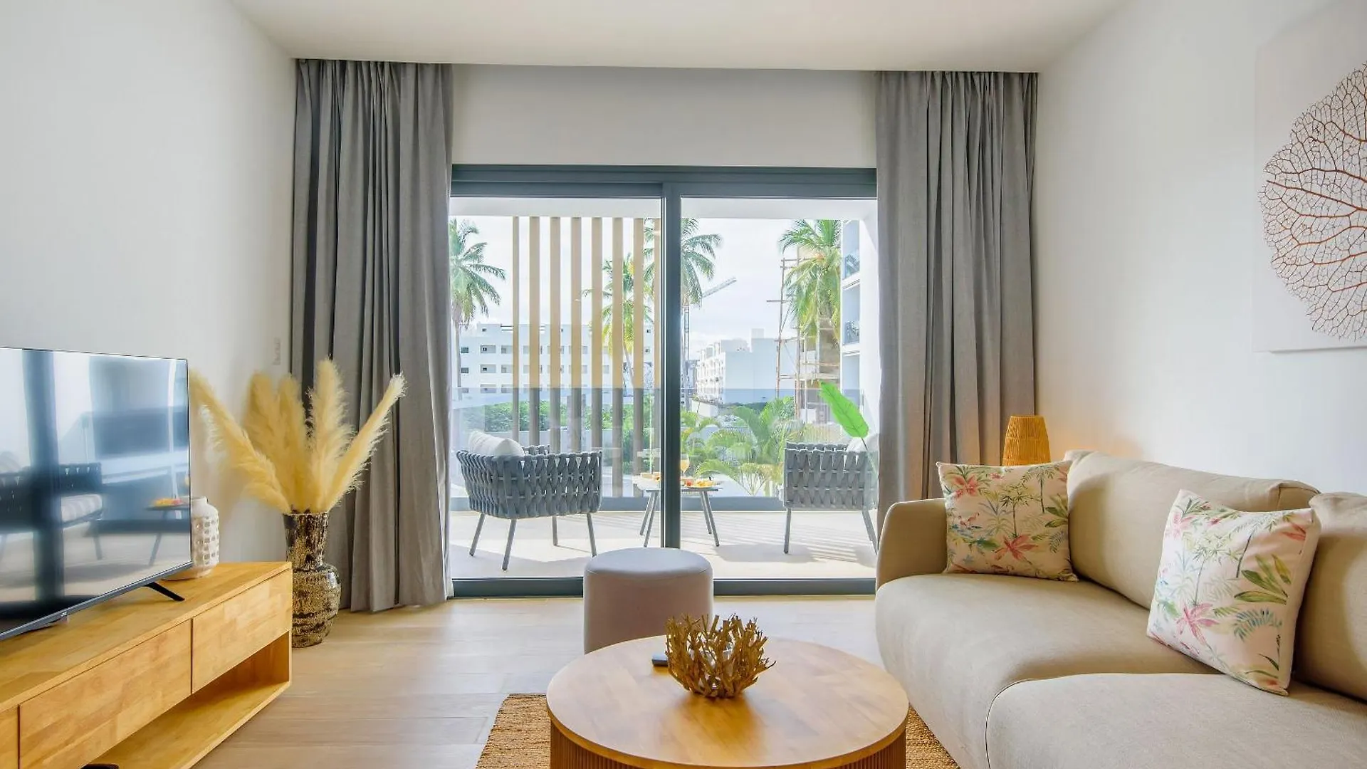 New Pool Views Sausalito Residencial Close To Playa Bavaro Punta Cana Dominikanische Republik